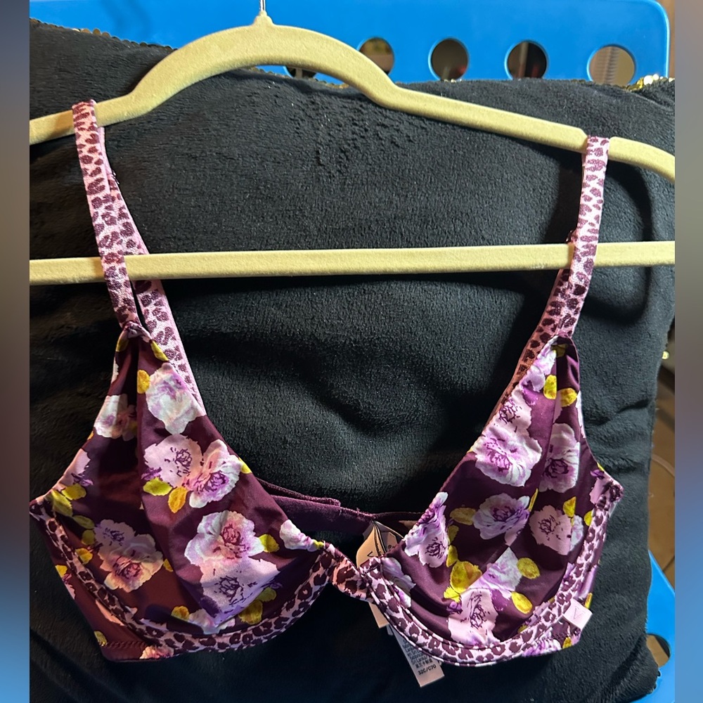 Victoria’s Secret unlined underwire Demi floral leopard bra